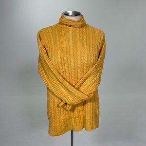 VTG Gap Cable Knit Sweater